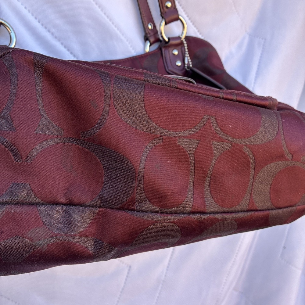 Coach Campbell Signature Shoulder Metallic Belle Carryall Bag Burgundy F26246 - Picture 9 of 13